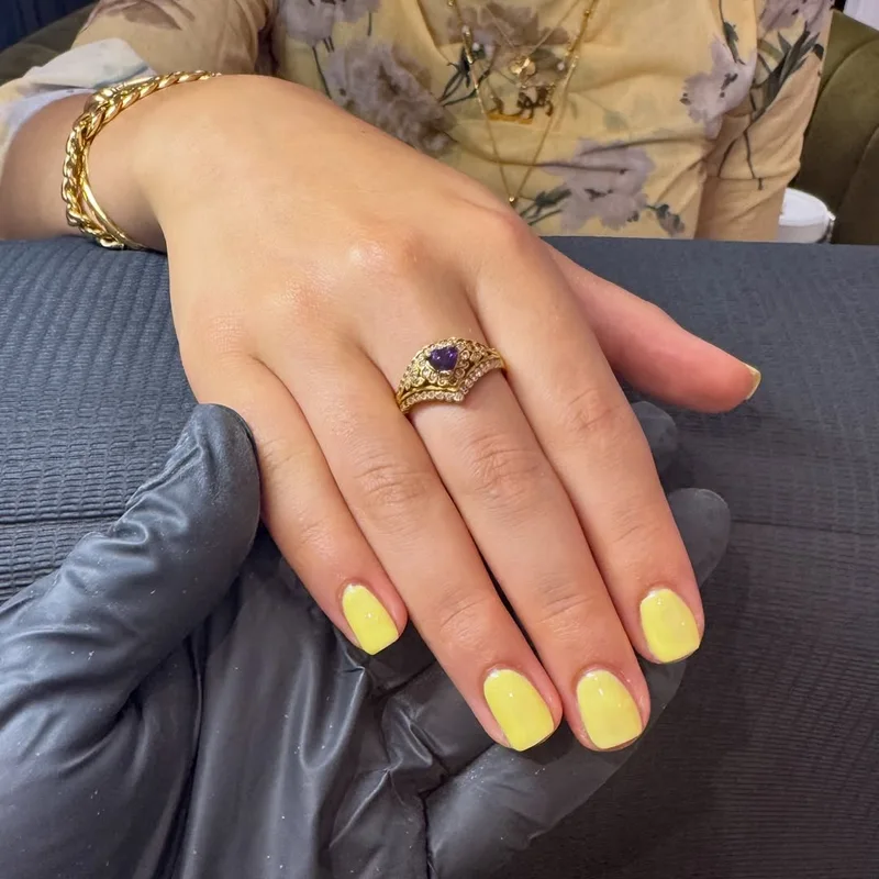 Purely Polished Nails at work